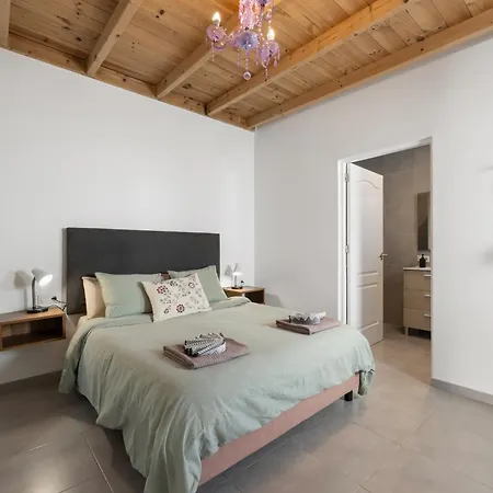 Alma 1 By Escape Tías